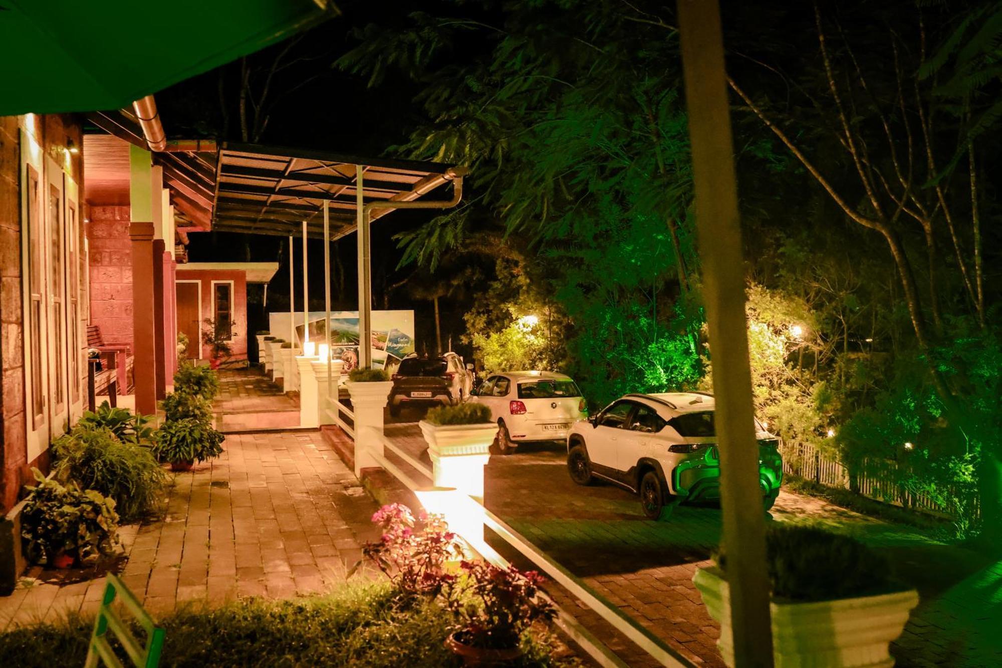 Green Ample Resorts Vaduvanchal Exterior photo