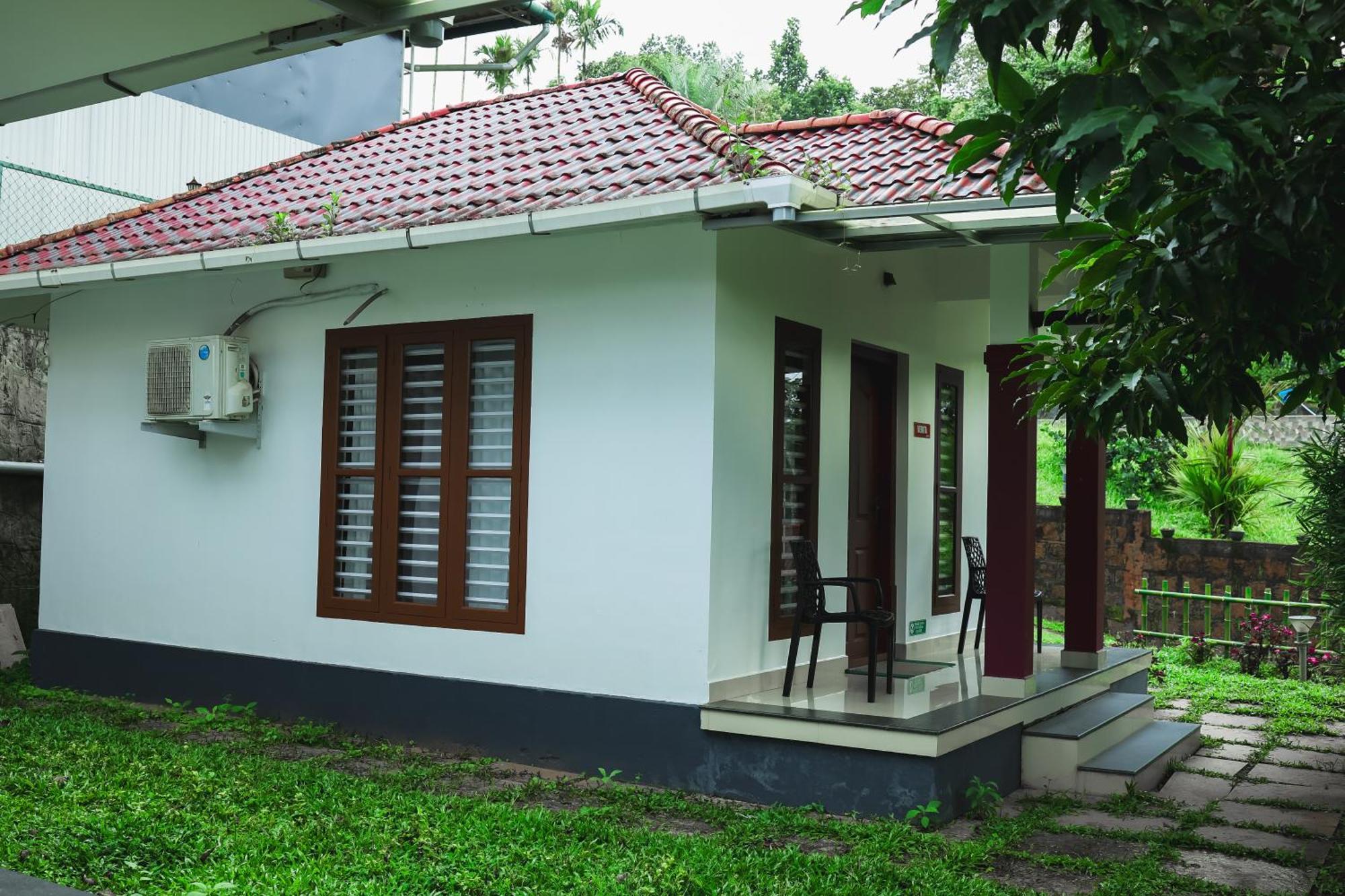 Green Ample Resorts Vaduvanchal Exterior photo